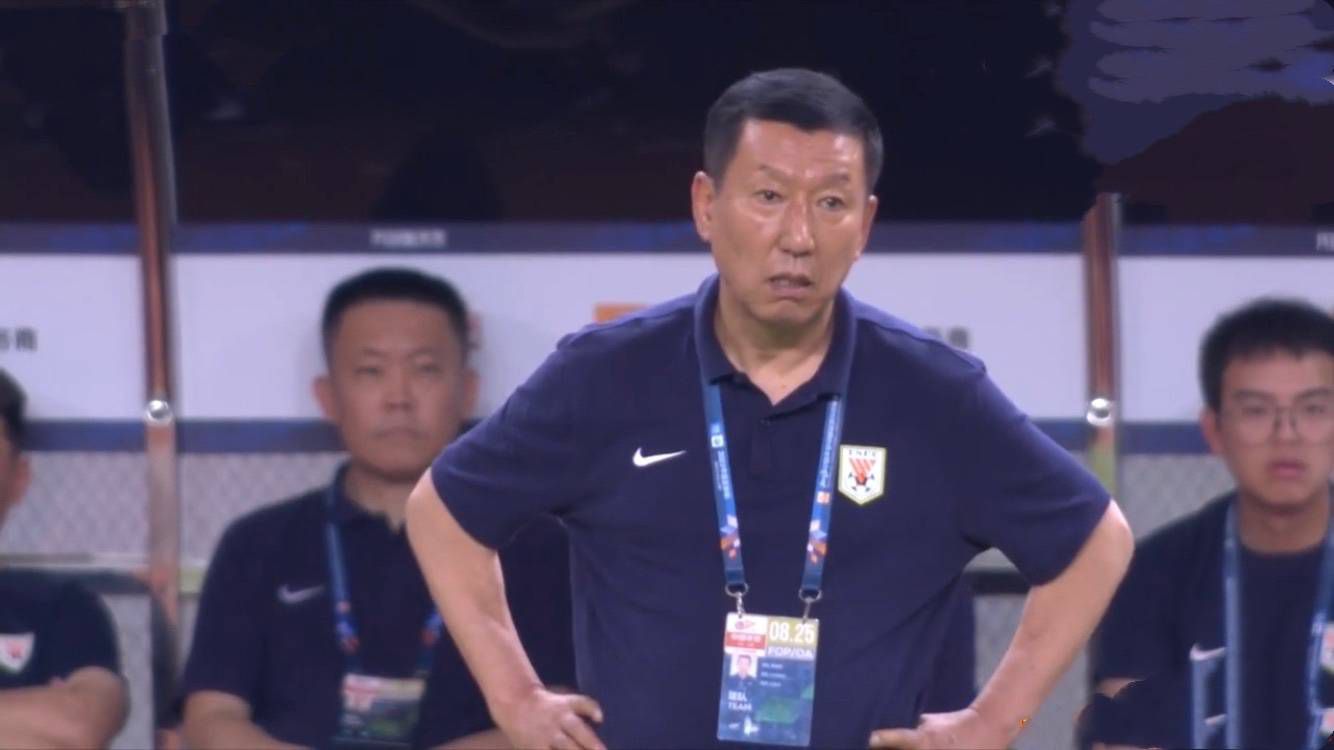 一边吻一边摸双乳的电影
