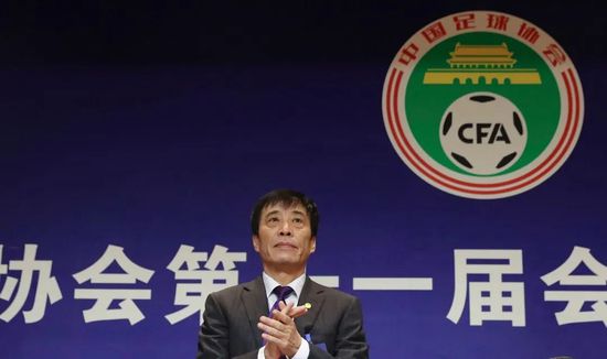 在线精品国产三级