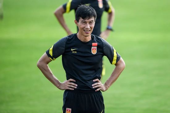泳池中的秘密